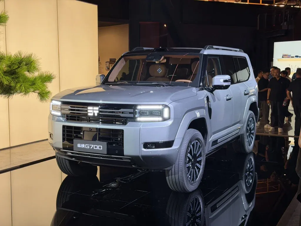 Jetour G700: SUV PHEV 892 HP dengan Huawei ADS 5.0