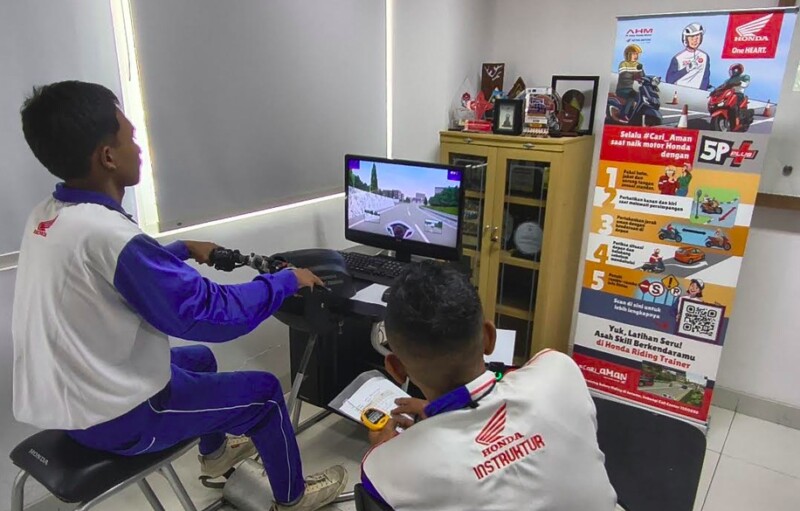 Bootcamp Keselamatan Berkendara dan Lahirnya Duta Muda #Cari_Aman