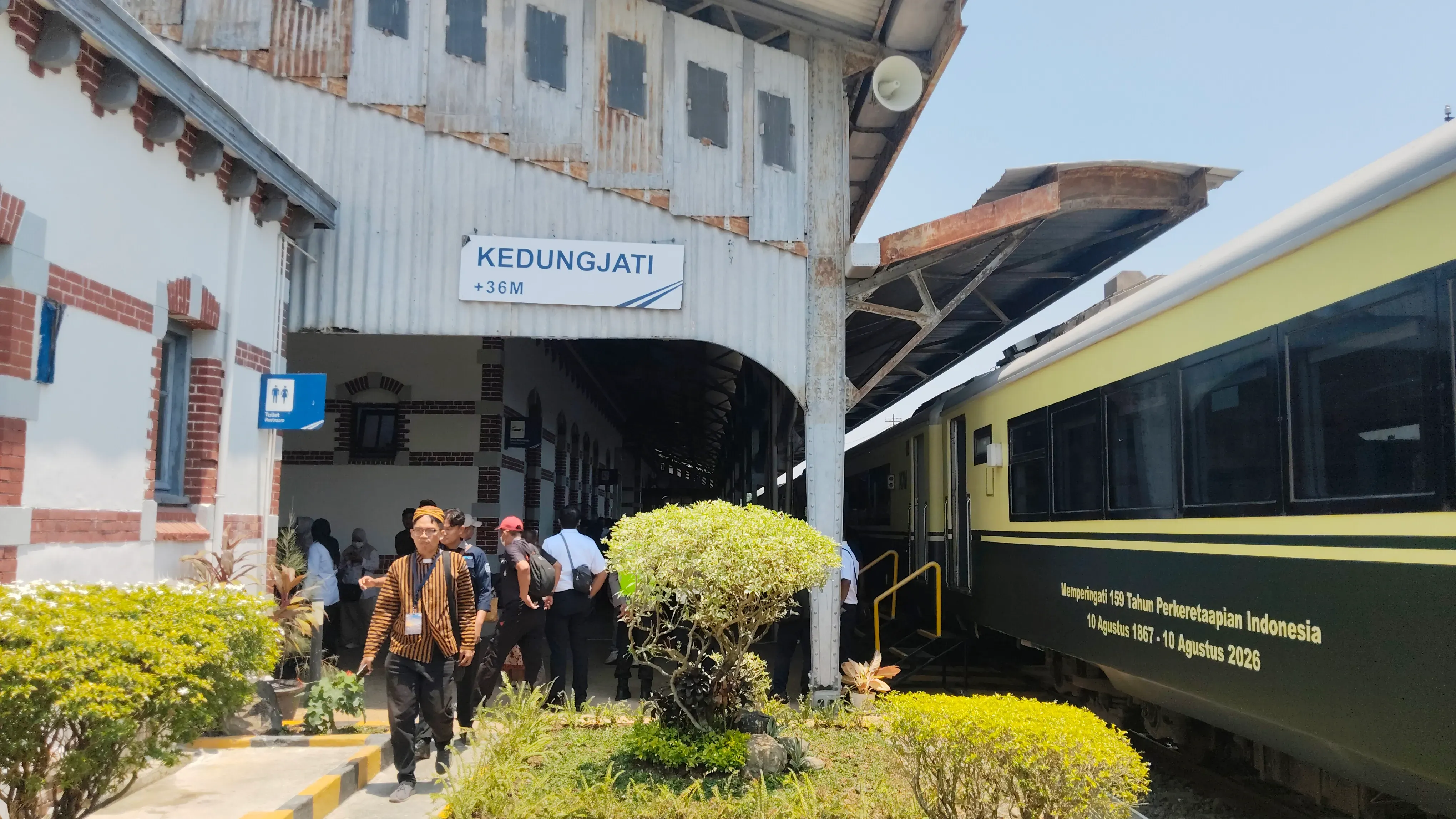 Pameran Foto Heritage di Stasiun Bersejarah: Merayakan Romansa Kereta Klasik