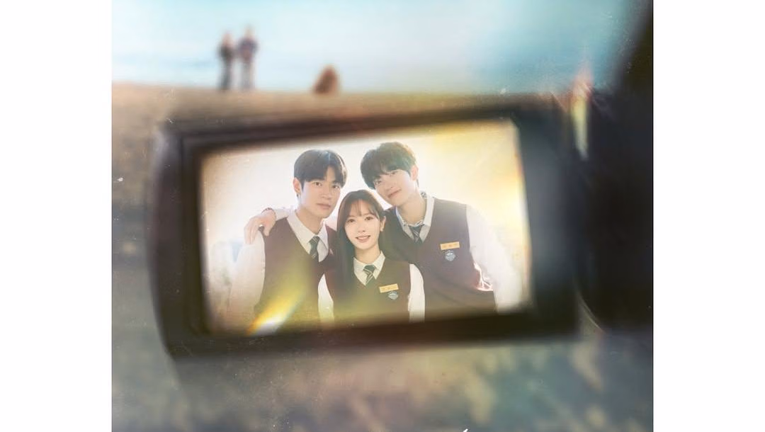 Makna Tersembunyi Uang 1000 Won dan Kamera Misterius di Drama Time Travel Romantis
