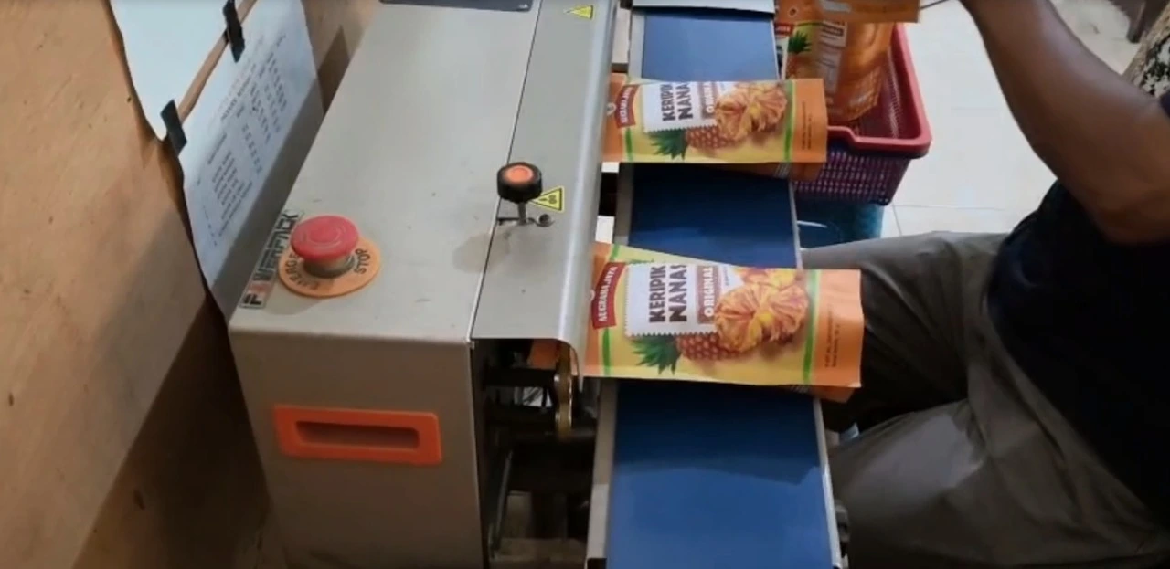 Dari Nanas Segar ke Keripik dan Minyak Atsiri: Strategi Nilai Tambah Komoditas Lokal