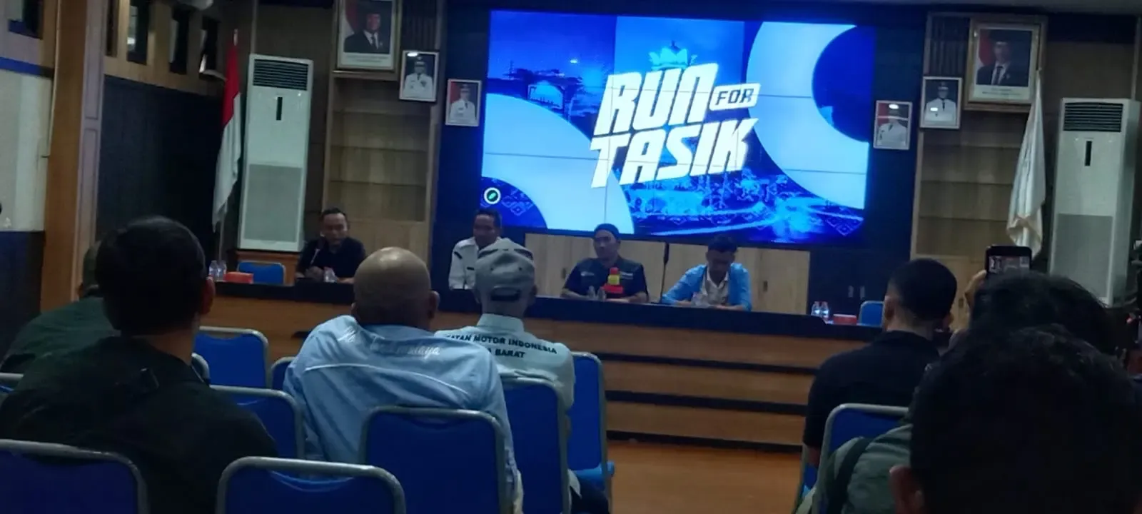 Run For Tasik: 50 Km Lari Amal yang Menggerakkan Rp165 Juta untuk Lingkungan