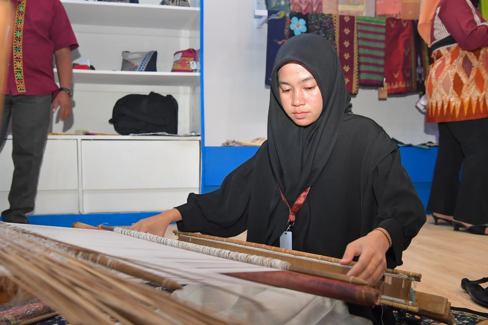 Pameran Kriyanusa Menyatukan Warisan Tembikar dan Desain Kontemporer