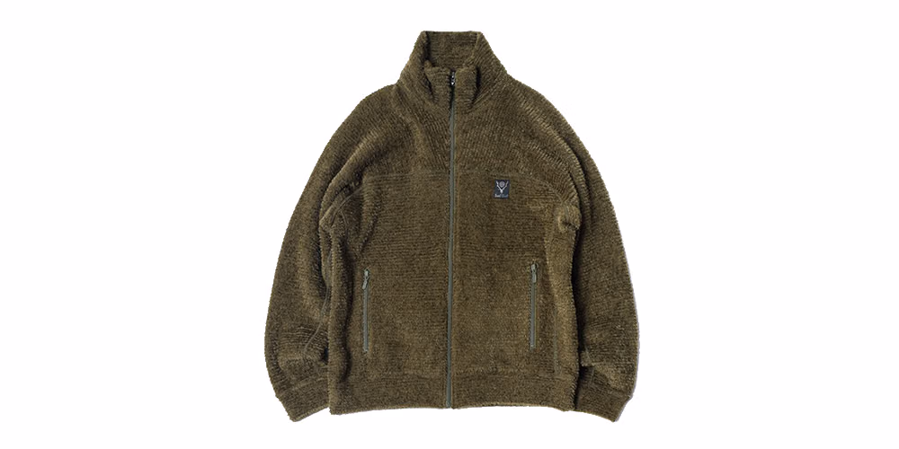 Mountain Aesthetic dan Layering Performa Tinggi yang Mendefinisikan Musim Dingin