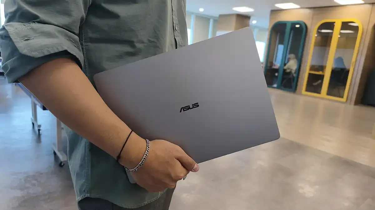ASUS ExpertBook P5 G1: Laptop Bisnis Aman dengan Garansi Panjang