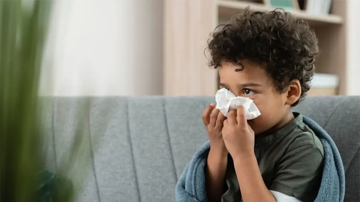 Istirahat dan Minum Air Putih: Cara Alami Atasi Flu