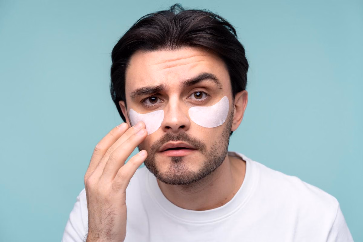 5 Eye Cream Terbaik untuk Mata Panda dan Kerutan Pria