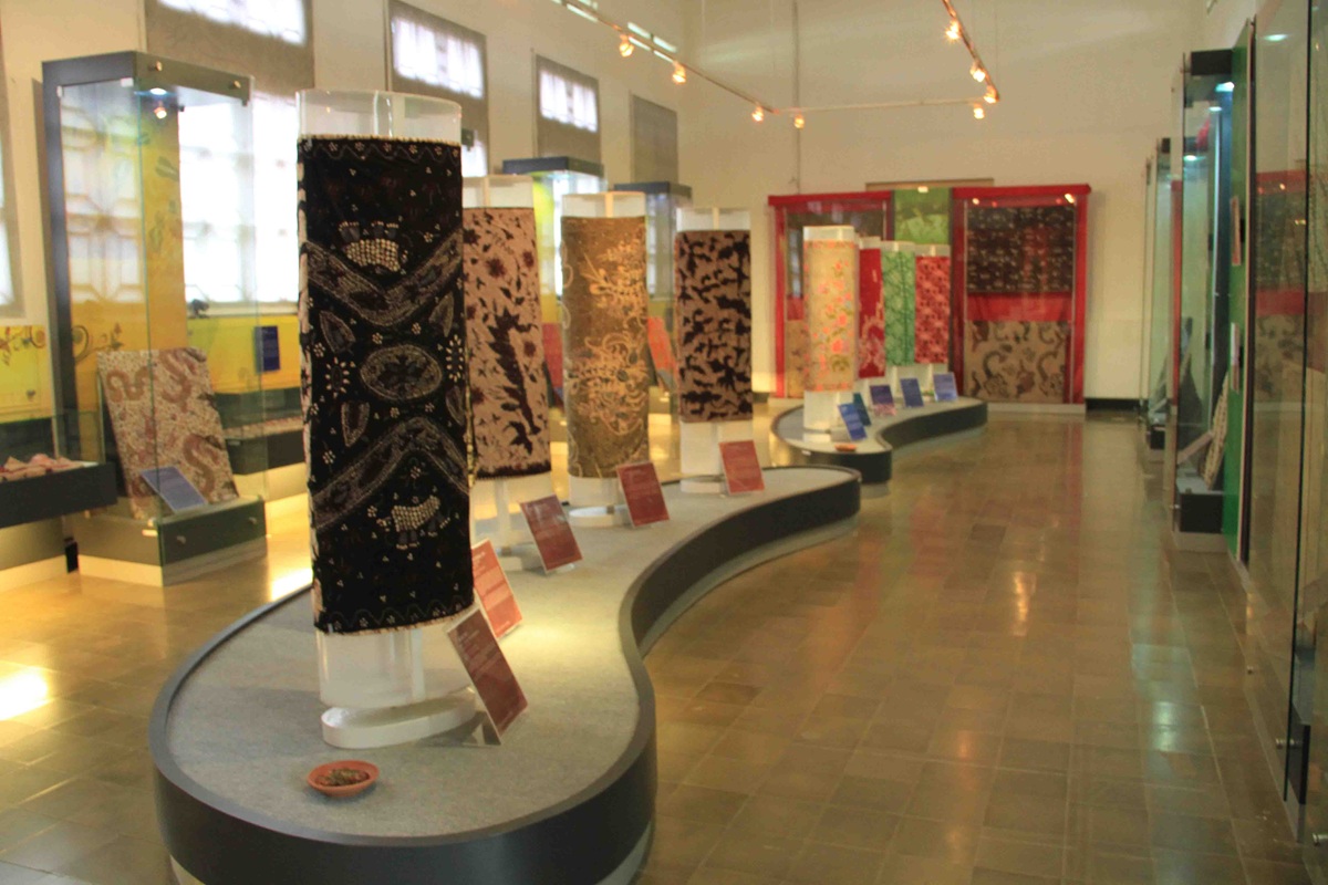 Memahami Pakem Motif Batik di Era Kontemporer