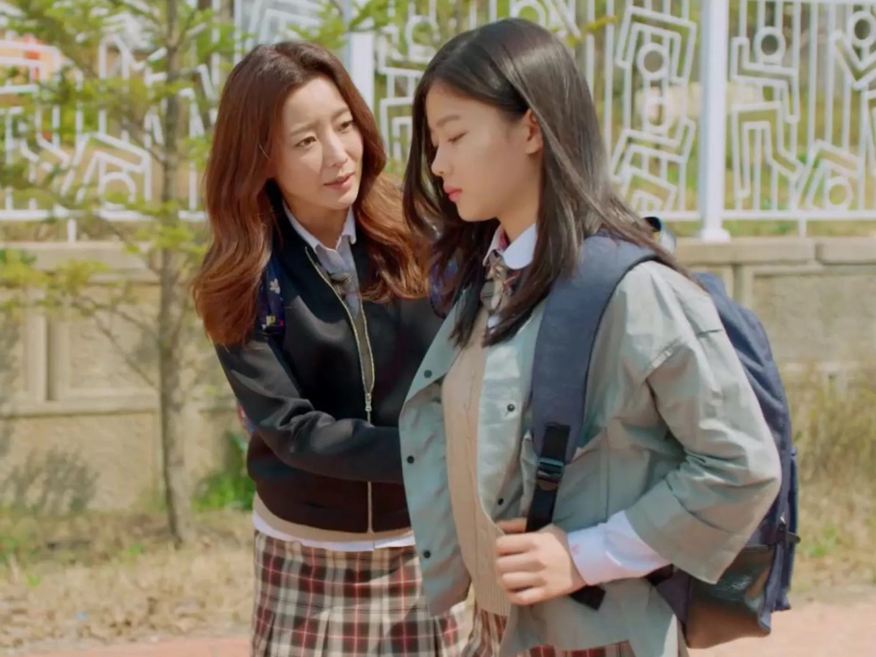 7 Drama Korea Terbaik tentang Perjuangan Ibu yang Mengharukan