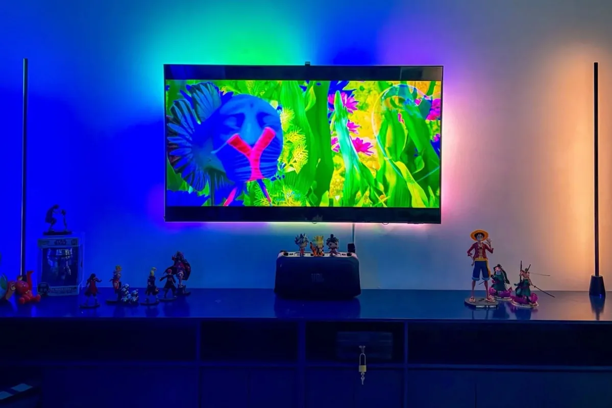 Lampu Pintar Sinkron TV: Philips Screen Sync untuk Efek Bioskop Rumah