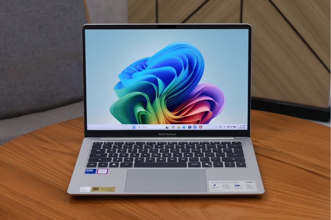 ASUS Vivobook S14: Baterai 20 Jam untuk Produktivitas Mobile