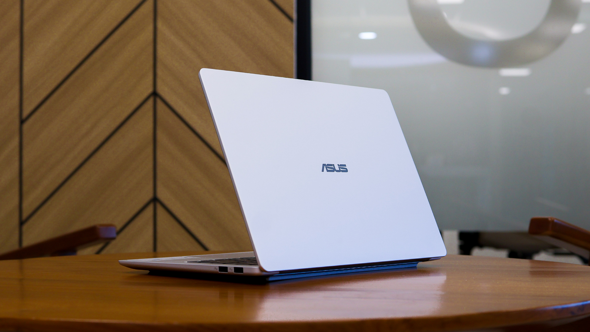 ASUS Vivobook S14 S5452MA: Laptop Tipis 14 Inci untuk Produktivitas Mobile Ekstrem