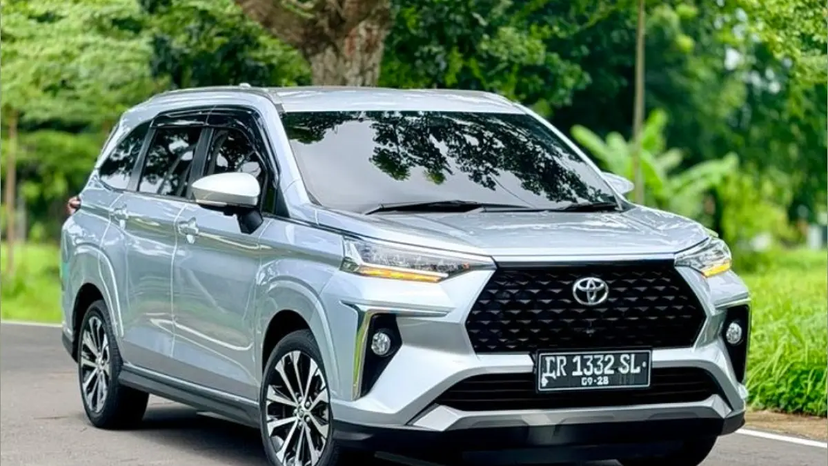 Toyota Veloz Hybrid Rp299 Juta: Worth It atau Tidak?