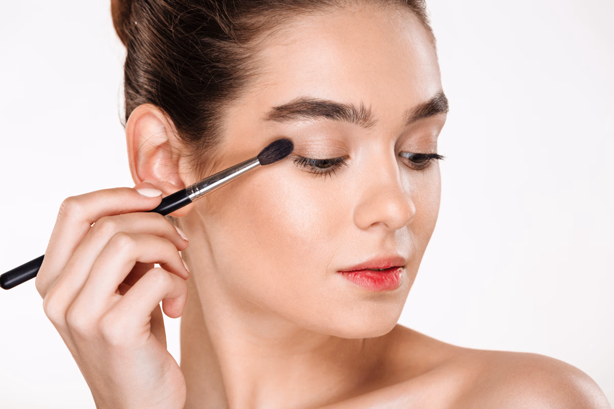 Teknik Eye Makeup Terbaik untuk Setiap Bentuk Kelopak Mata