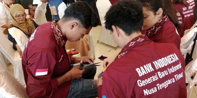 Dari Kain Tenun Tradisional ke Produk Premium Nasional