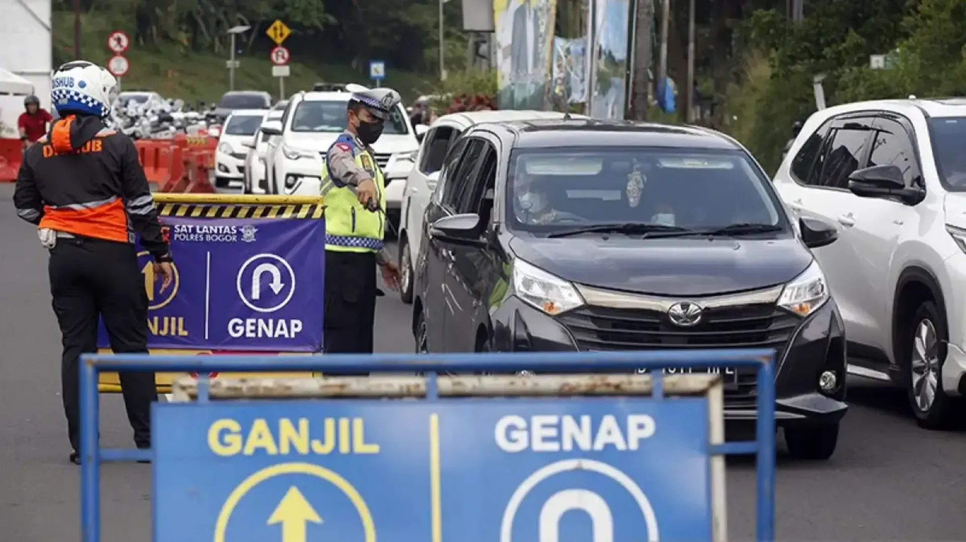 Evaluasi 10 Tahun Ganjil-Genap: Saatnya Beralih ke Sistem Berbasis Teknologi?
