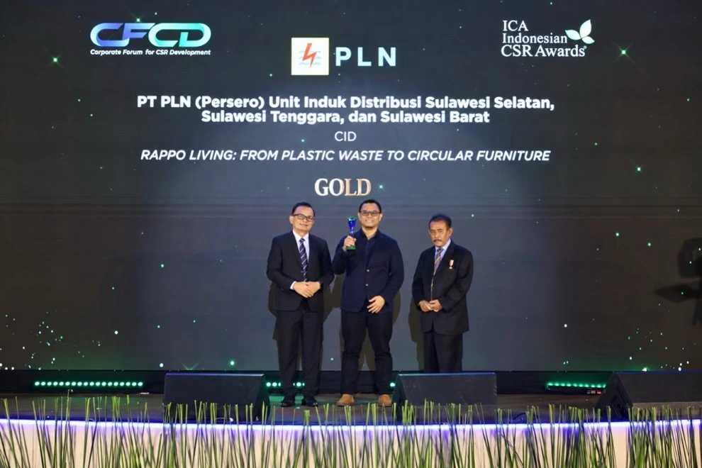 Dari Sampah Plastik Menjadi Furnitur Bernilai untuk Komunitas