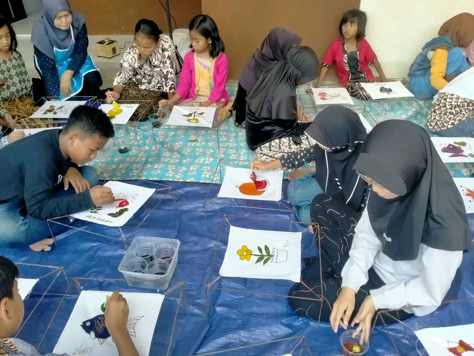 Sekolah Rayakan Hari Batik dengan Workshop Membatik Interaktif