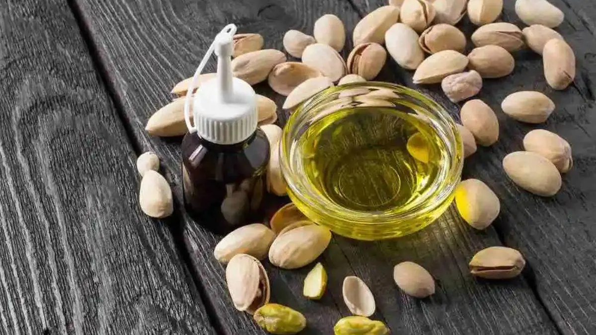 Tamanu Oil vs Minyak Pistachio: Dua Bintang Baru Perawatan Kulit