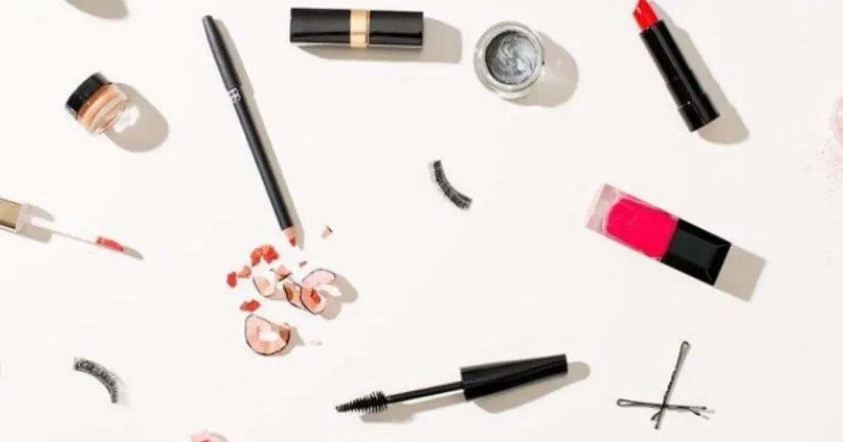 Sertifikasi Halal Kosmetik: Alarm Keras untuk Brand Makeup Lokal