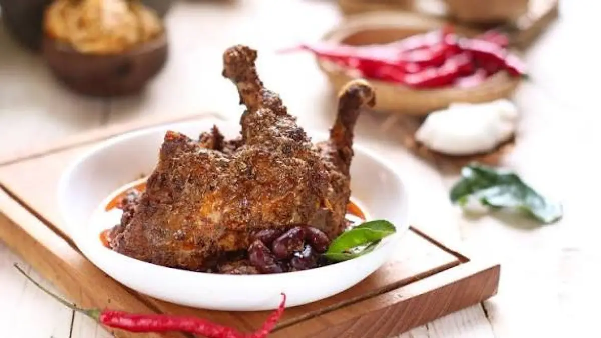 Rendang Ayam Bumbu Rempah Pekat: Alternatif Lezat Tanpa Sapi