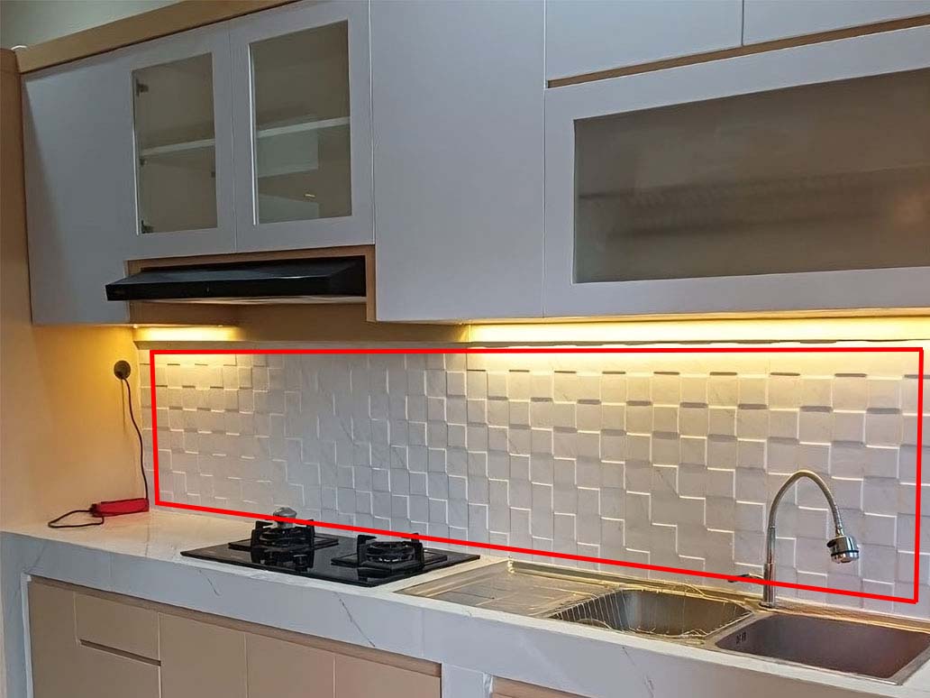 Backsplash Dapur: Panduan Memilih Material dan Perawatan