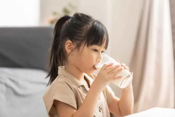 Nutrisi Susu untuk Anak Usia 1–3 Tahun: Panduan Memilih Komposisi Terbaik