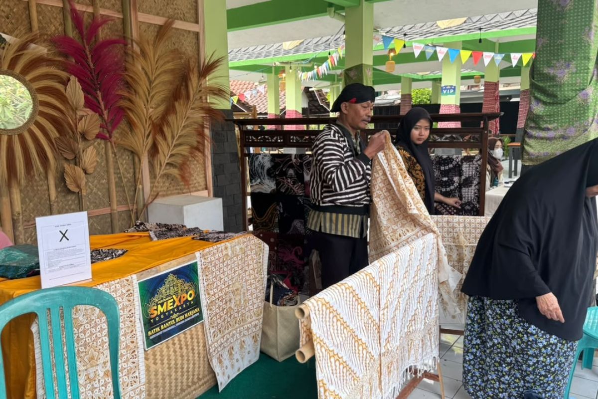 Dari Kerajinan Batik ke Kemandirian Ekonomi Penyandang Disabilitas