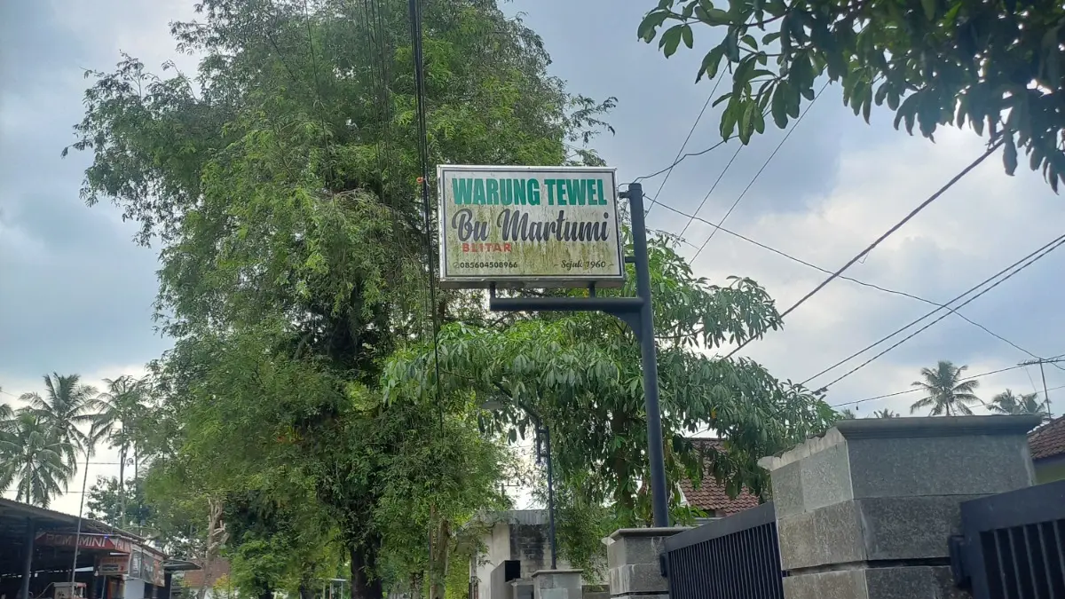 Warung Legendaris Enam Dekade: Konsistensi Rasa, Loyalitas Pelanggan