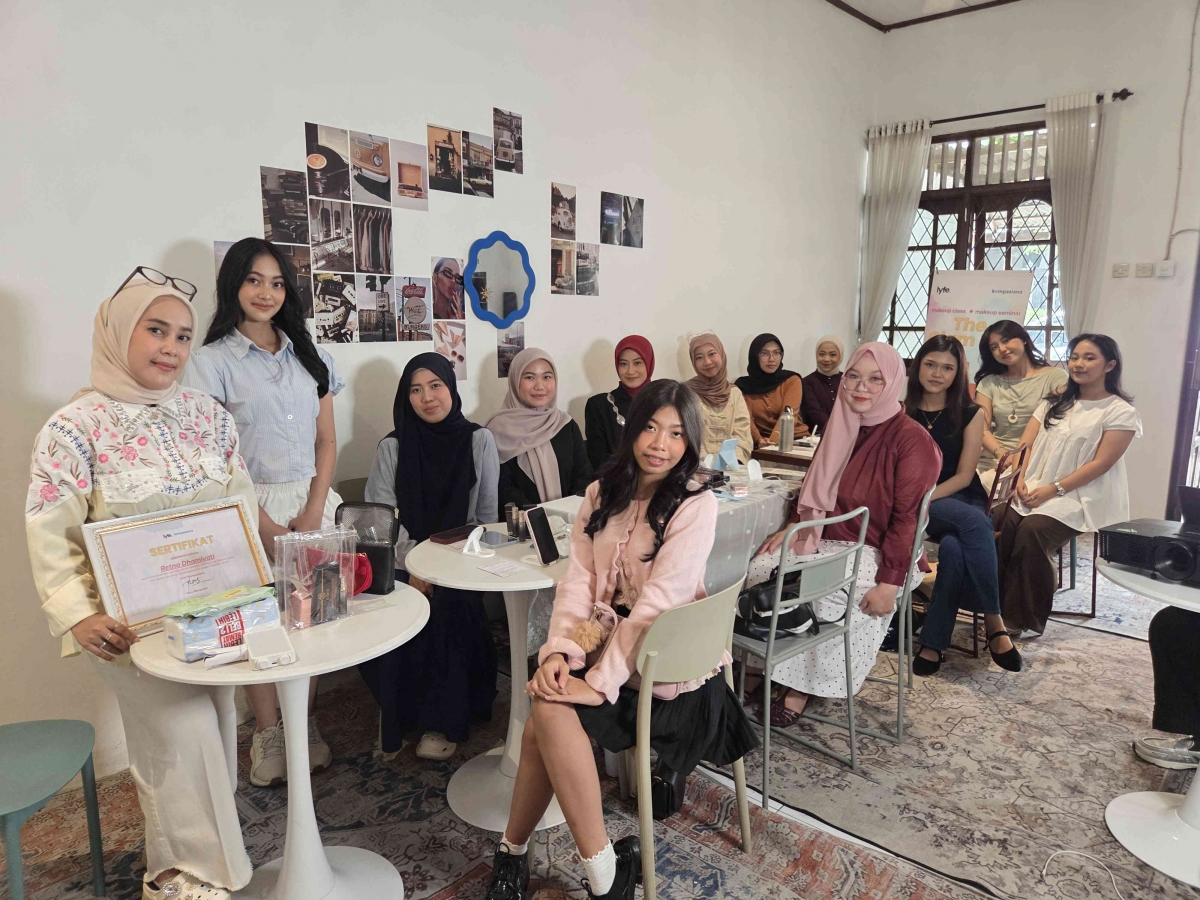 Dari Personal Color Analysis ke Makeup Class: Menemukan Gaya Pribadi dan Komunitas