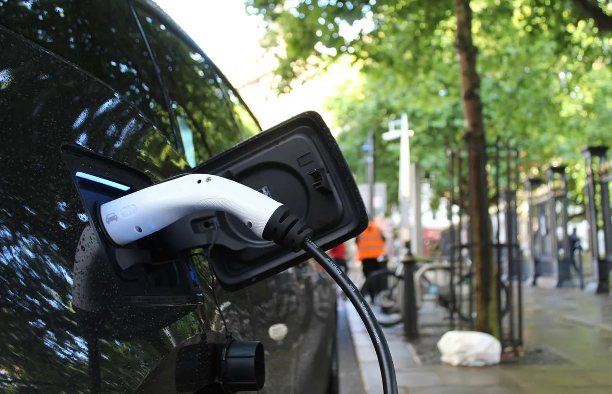 8 Pemeriksaan Kritis Sebelum Beli Mobil Listrik Bekas