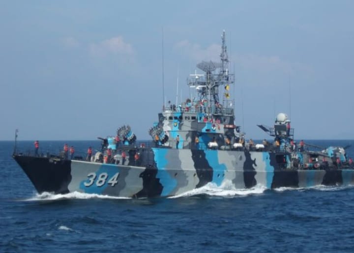 Dari Kapal Bekas ke Ranpur Amfibi: Paradoks Modernisasi Laut