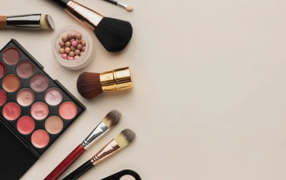 Menguasai Teknik Makeup Terkini: Baking, Gyaru, dan Bedazzling