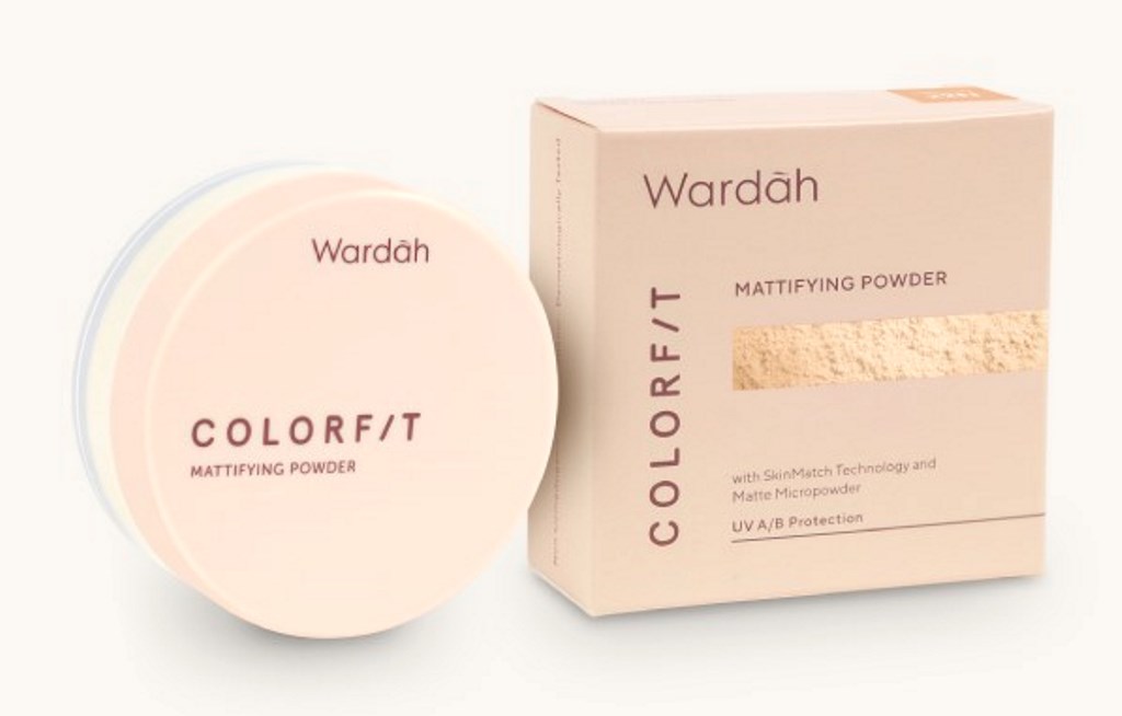 Setting Spray dan Bedak Waterproof Terbaik agar Makeup Tahan Seharian di Cuaca Panas