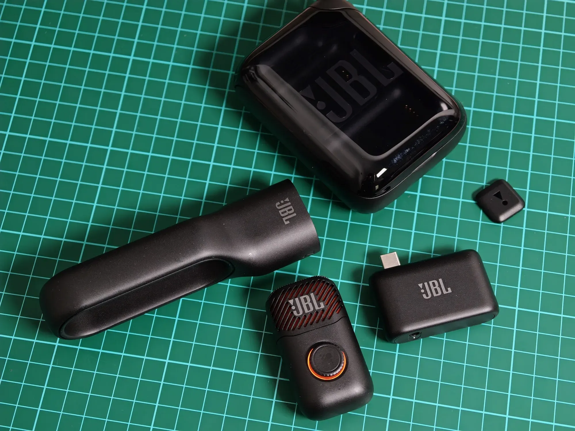 Mikrofon Nirkabel Murah dengan Noise Cancellation untuk Konten Jernih