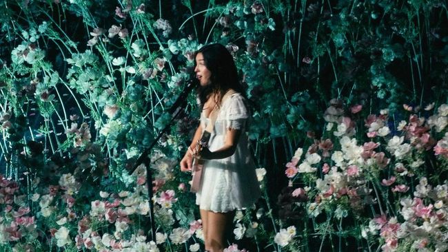 Desainer Ungkap Proses Kreatif di Balik Gaun Viral Olivia Rodrigo