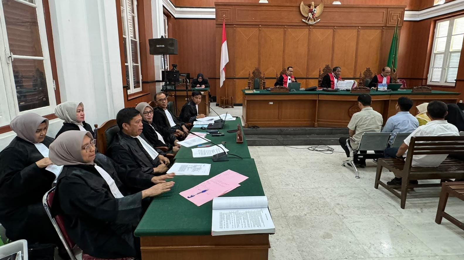 Sidang Korupsi Bibit Nanas Bongkar Jaringan Penyuapan