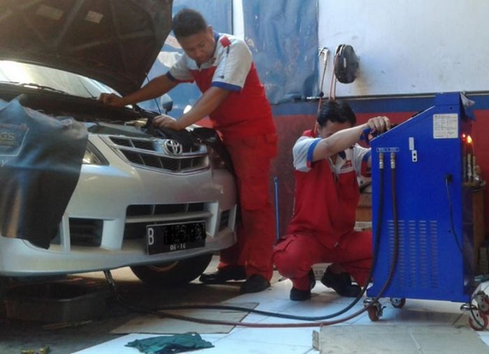 Oli Transmisi CVT Tidak Perlu Dikuras? Ini Faktanya