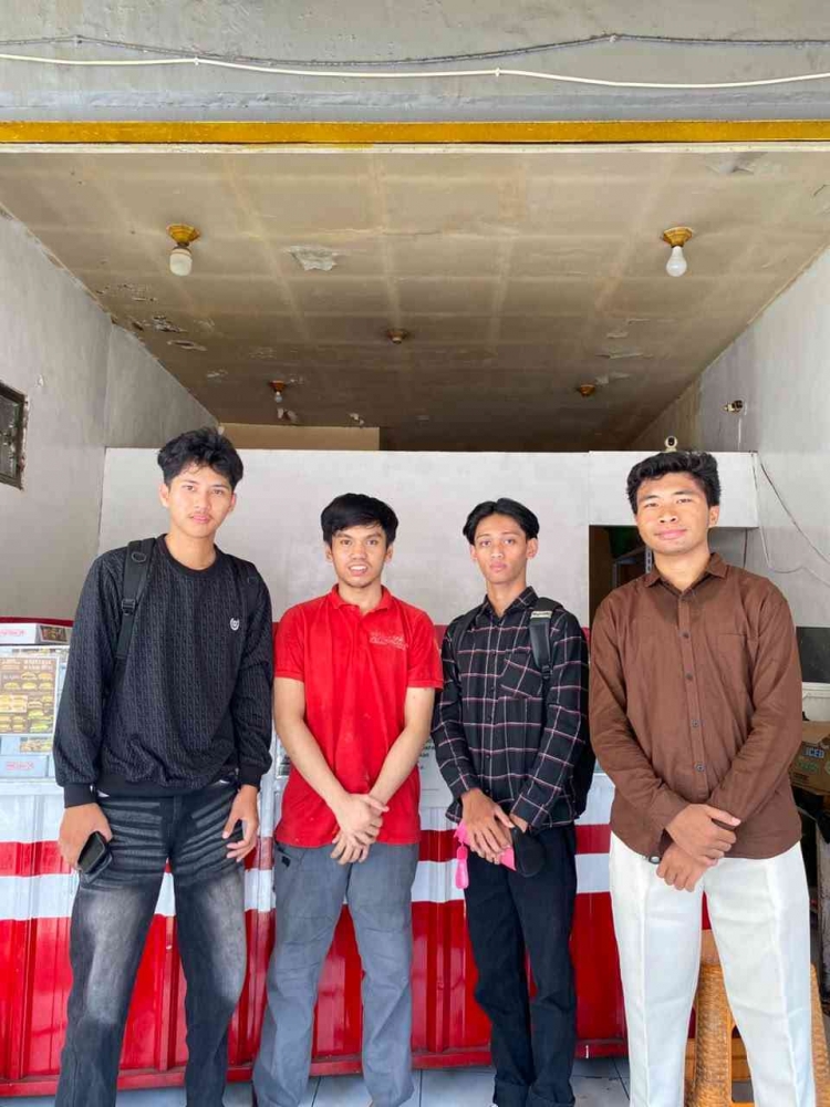 Dari Kunyit Asam hingga Jamur Crispy: Kampus Menggoreng Ulang Nilai Makanan Jalanan