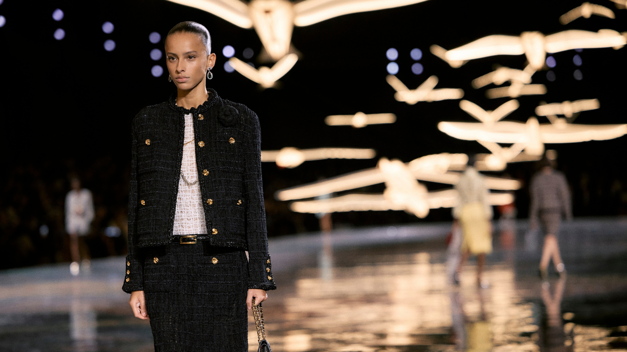 Matthieu Blazy dan Kebebasan Chanel di Runway Paris