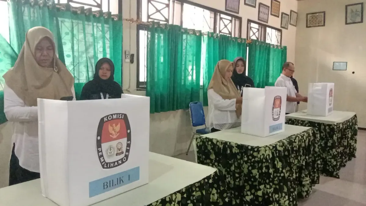 Dari QR Code ke Transparansi Suara: E-Voting OSIS sebagai Laboratorium Demokrasi Digital