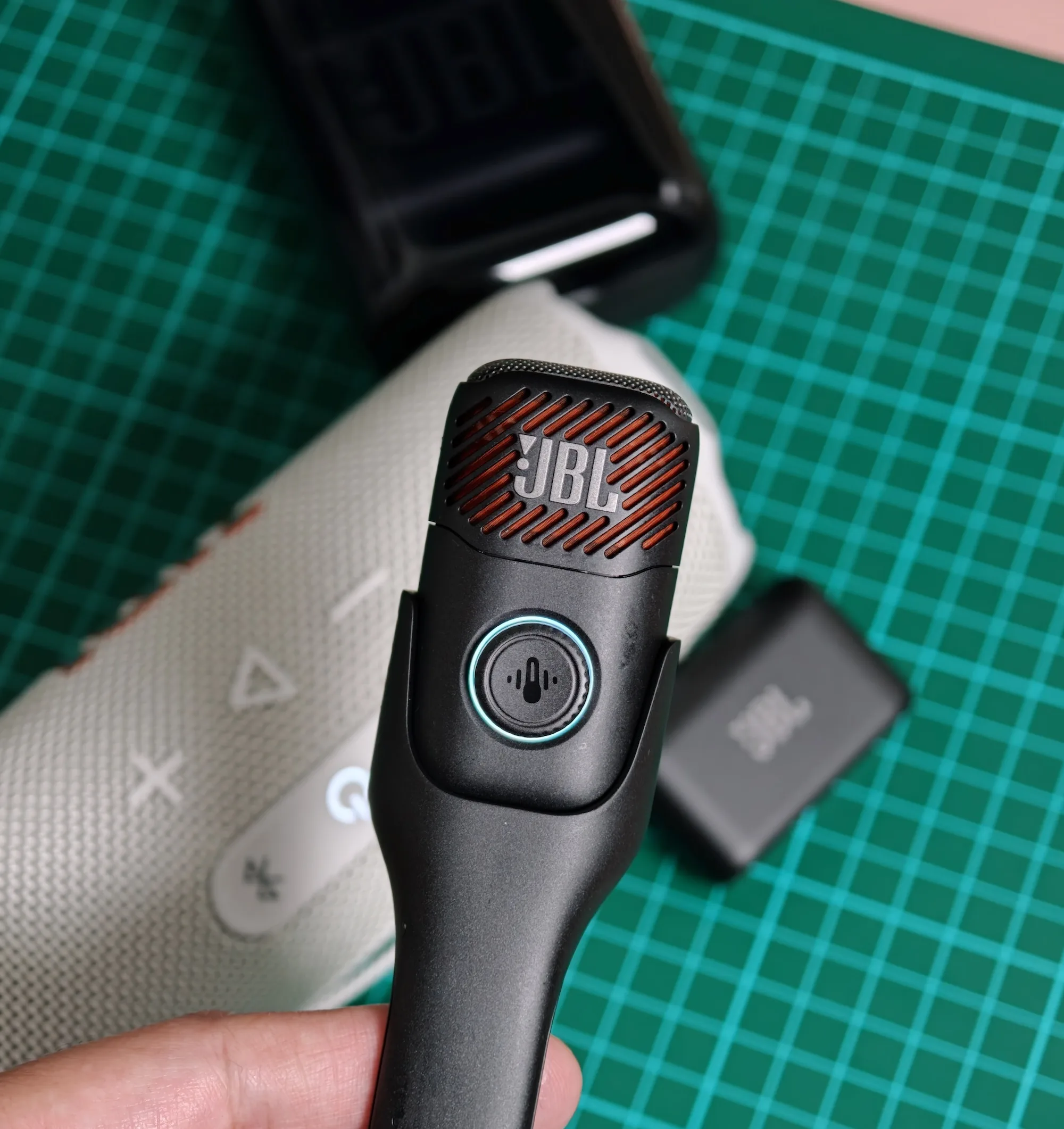 Mikrofon Nirkabel Murah dengan Noise Cancellation untuk Konten Jernih