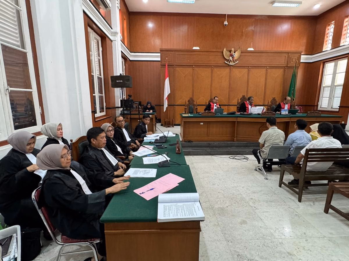 Sidang Korupsi Bibit Nanas Bongkar Jaringan Penyuapan