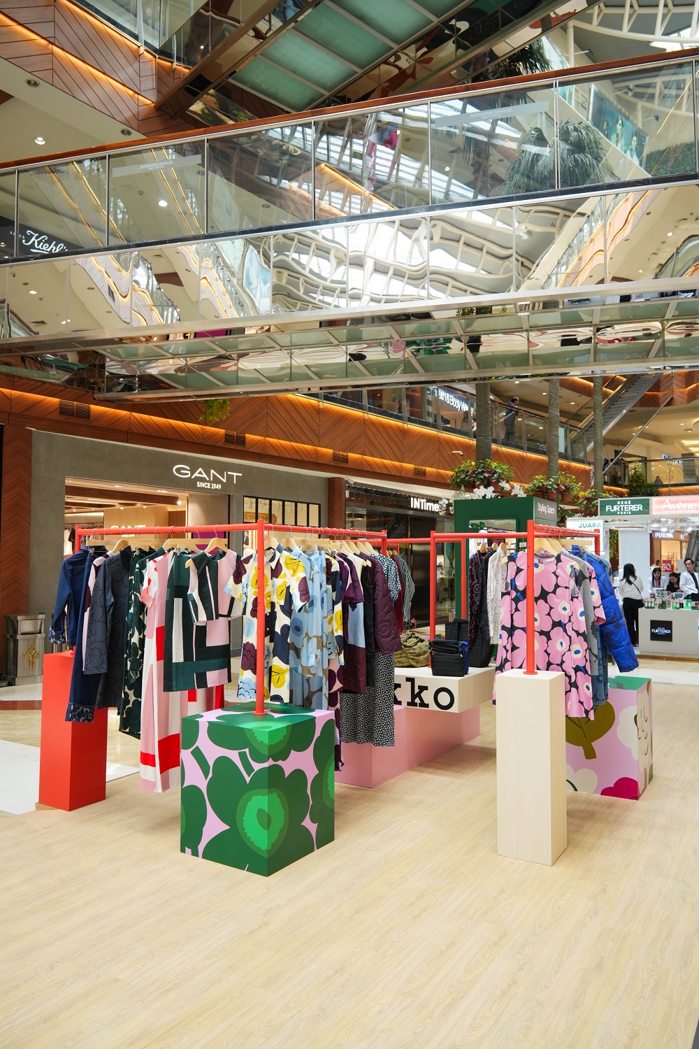 Desain Finlandia Marimekko dan Revolusi Motif Warna di Rumah Modern
