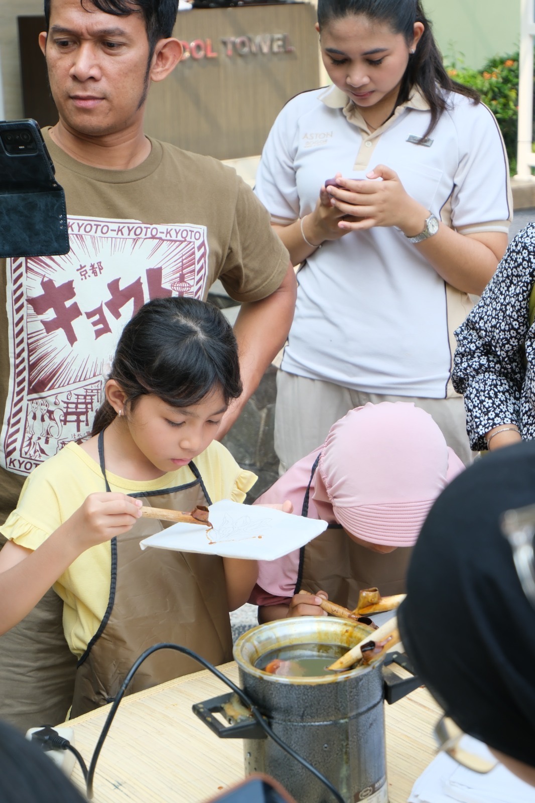 Workshop Membatik Canting untuk Anak: Quality Time Keluarga di Hari Batik Nasional