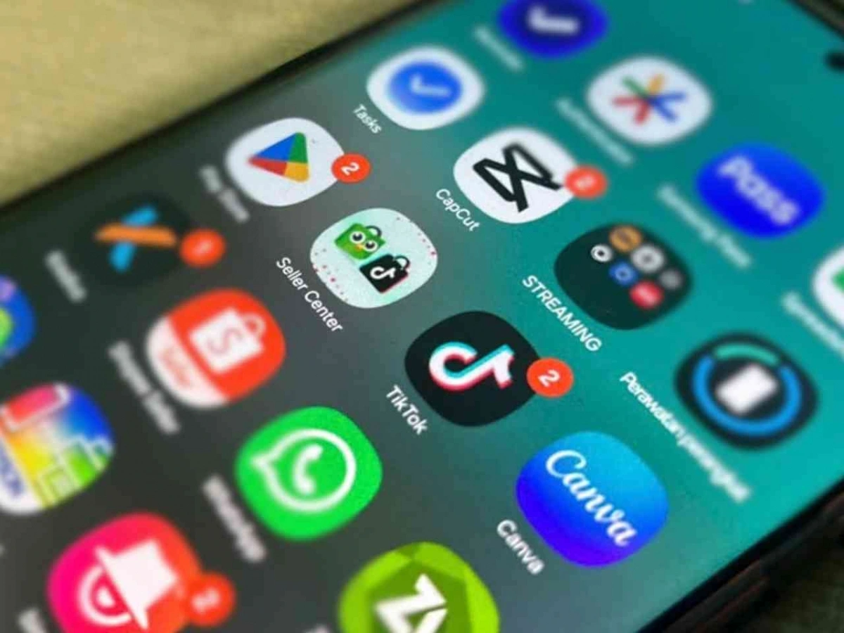 Dari Algoritma FYP hingga Cuan Bulanan: Cara Gen Z Menjadikan TikTok Mesin Bisnis