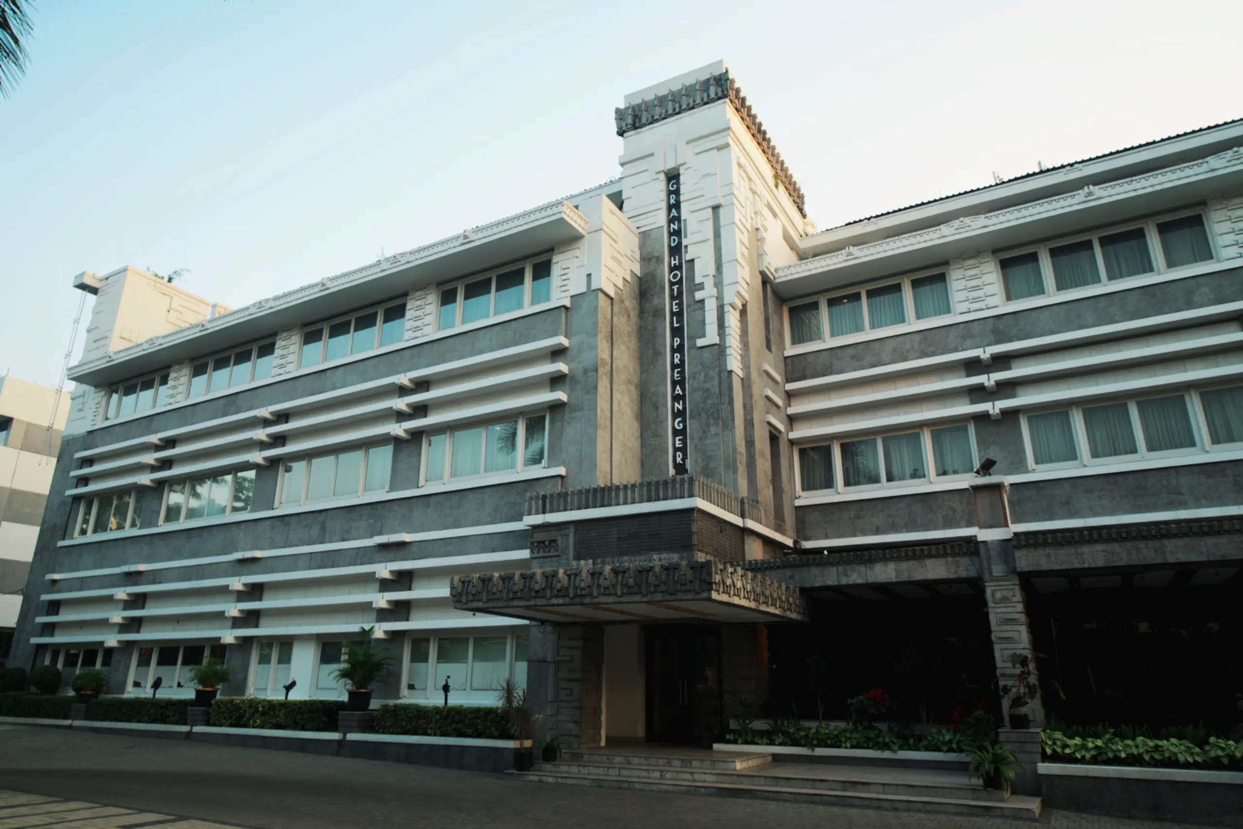 Warisan Art Deco Hotel Bersejarah: Daya Tarik Global di Era Modern