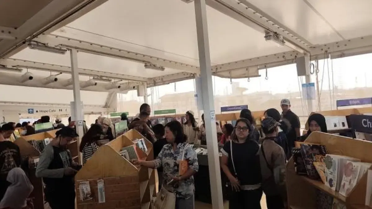 Kapal Buku Terapung Doulos Hope Kembali Bersandar di Jakarta