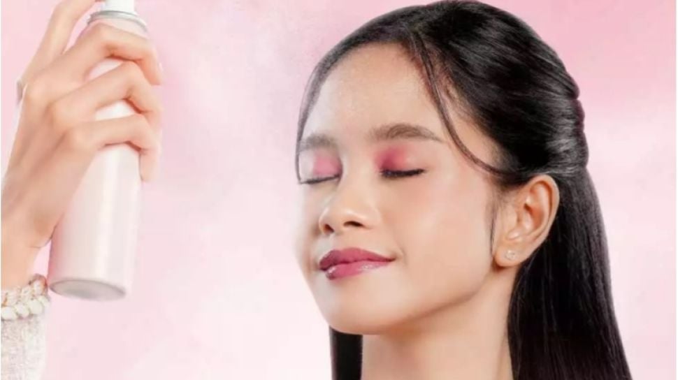 Setting Spray untuk Kulit Berminyak: Formula Anti-Kilap Terbaik