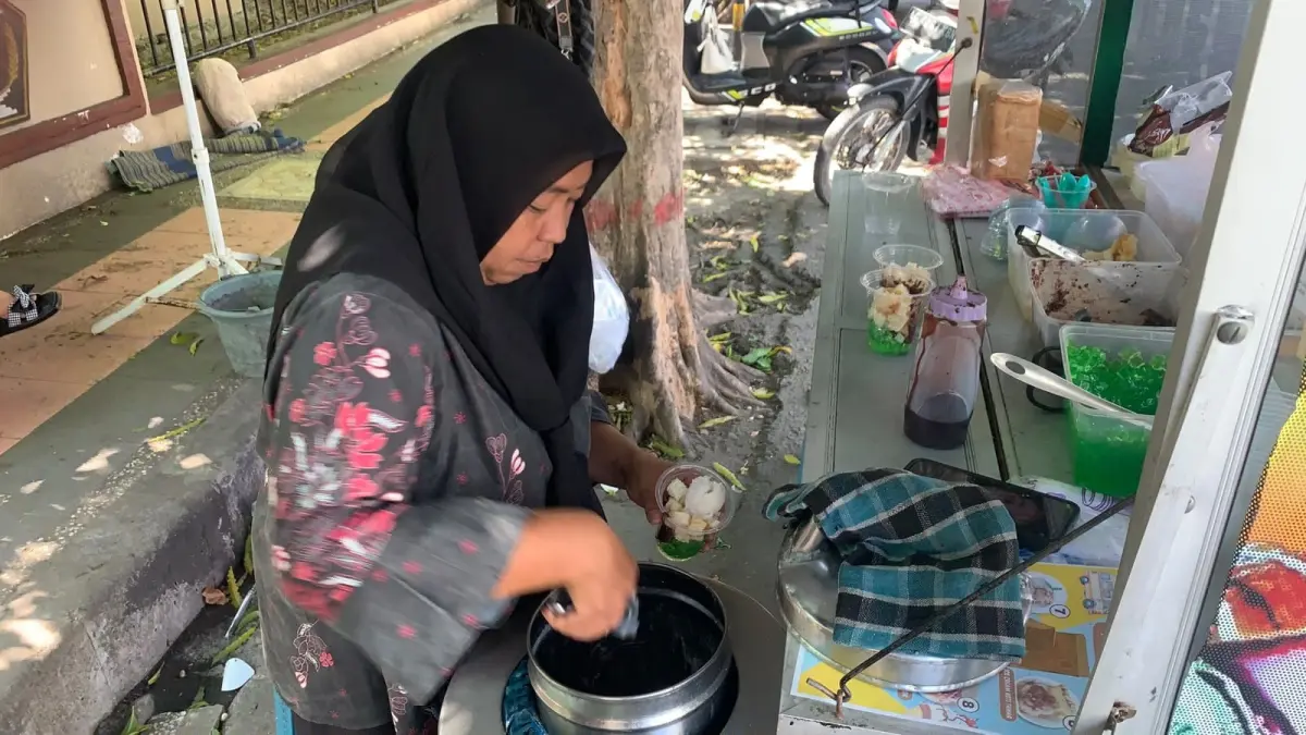 Jajanan Tradisional Lawas: Rahasia Pedagang Warisan Tetap Laris